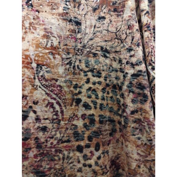 Catherines Size 18/20W (1X) Brown Animal Abstract Embellished Asymmetric Hem Top - Picture 4 of 6